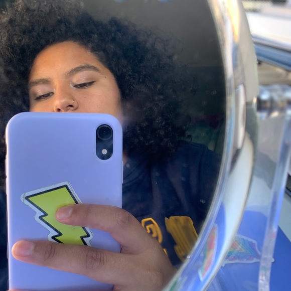 Meet your Posher, Yoczi - Picture 2 of 2